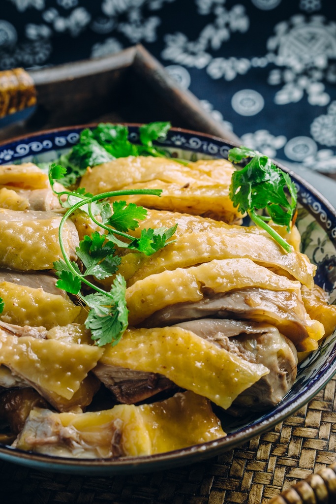 Salted Baked Griller Chicken 盐焗童⼦鸡 